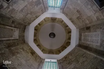 مزار سعدی، استاد سخن در شیراز