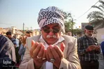 اقامه نماز عید فطر در محله منبع آب اهواز 