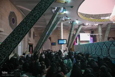 مراسم اعمال ام داوود در مسجد دانشگاه تهران