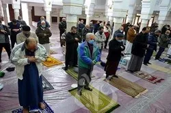 Suspension des prières collectives dans les mosquées concernées par le confinement sanitaire