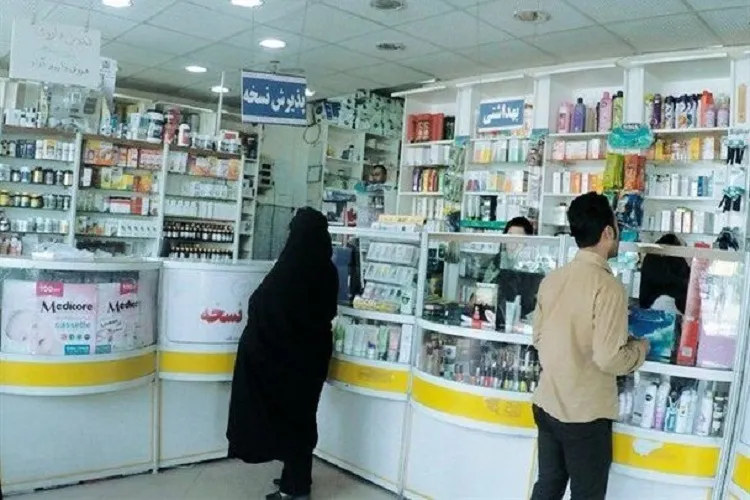 ژل و محلول‌های ضدعفونی دست را تنها از داروخانه‌ها تهیه کنید