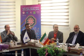 بازدید حسام الدین آشنا، مشاور رییس جمهور از پارک علوم، فناوری نرم و صنایع فرهنگی جهاددانشگاهی