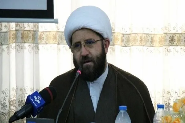 سخنرانی نمایندگان تشکل‌های دانشجویی در نماز جمعه فرصتی برای نظام اسلامی است