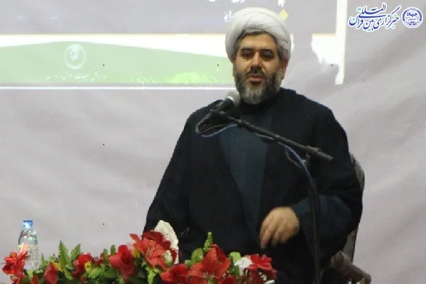 حضور مبلغان و مبلغات در جمع معتکفان ضروری است