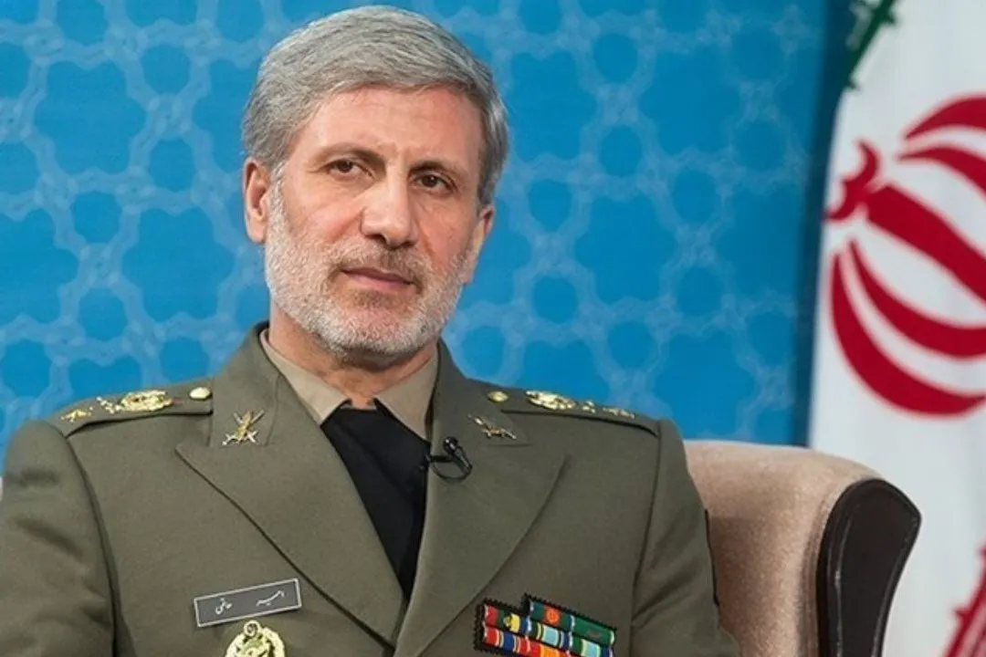 هرگز درباره موشک‌ با آمریکا گفت‌وگو نمی‌کنیم