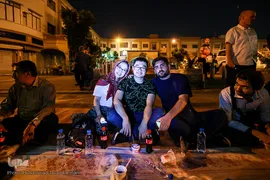 سفره افطاری ساده در بازار پانزده خرداد