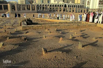 قبرستان بقیع و مزار مطهر امام سجاد(ع)