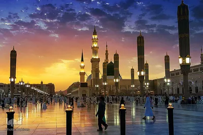 حرم مطهر و نورانی اشرف الانبیاء، حضرت محمد مصطفی(ص) در مدینه منوره