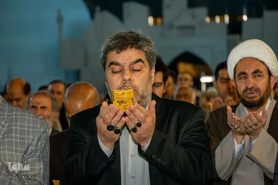 اقامه نماز عید فطر در مصلای اصفهان