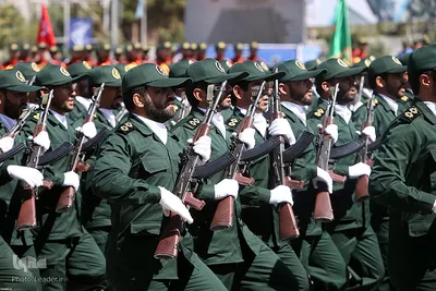 حضور و سخنرانی رهبر انقلاب در مراسم دانش‌آموختگی دانشجویان دانشگاه امام حسین (ع)