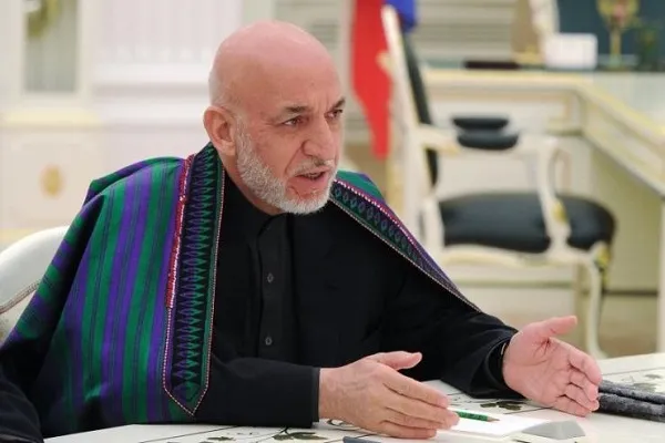 مخالفت حامد کرزای با حمله به مواضع طالبان