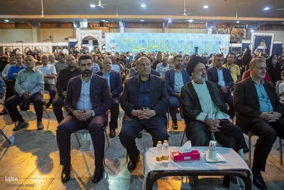مراسم سراسری مهمانی لاله‌ها
