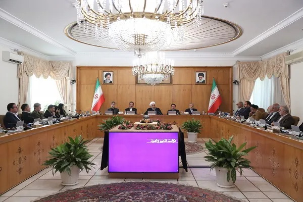 پیامبر(ص) گوش شنوایی برای همه بود/ انتخابات سرنوشت مردم است؛ مشکلی حس کنم تذکر خواهم داد