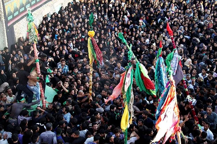 لغو آیین سنتی «علم‌گردانی» در میناب