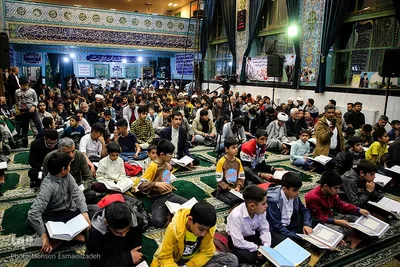 کرسی تلاوت قرآن کریم در مسجد جامع فاطمه الزهرا(س)
