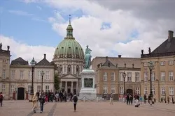 Nagpapatuloy ang Kilos na Islamopobiko sa Denmark