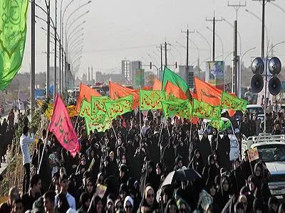 برگزاری همایش پیاده‌روی «حرم تا حرم» در آران و بیدگل