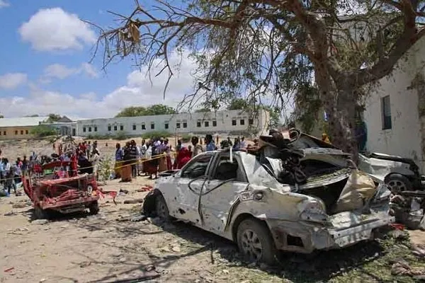 Somali'de bombalı saldırı: 2 ölü