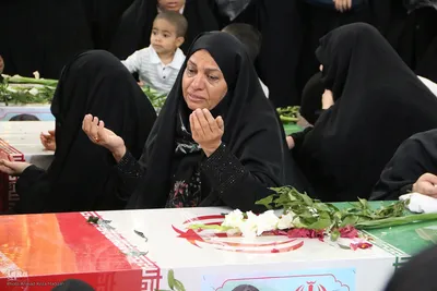 تشییع پیکر خانواده شهید در شیراز