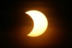 Al-Ayat Prayer Planned in UAE during Partial Solar Eclipse