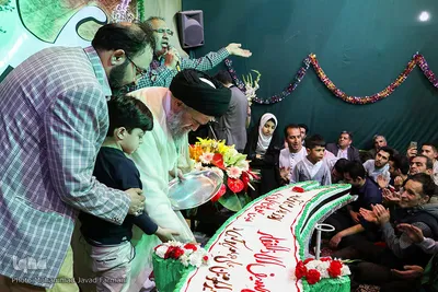 پخش کیک میلاد امیرمومنان(ع) در جنوب تهران