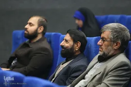 عصر شعر «به‌نام مادر»