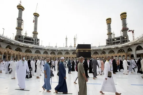 السعودية تسمح لفئتين فقط من غير السعوديين بأداء فريضة الحج