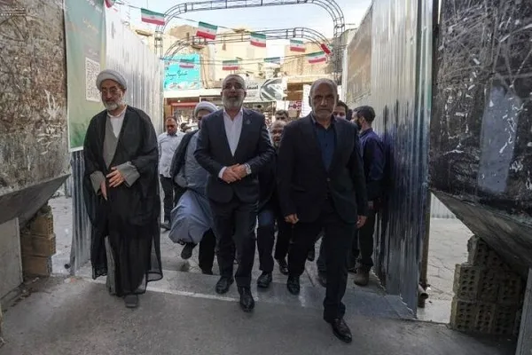 İmam Əli (ə) hərəminin xidmətçilərinin İran xalqı ilə həmrəylik kampaniyasına start verildi