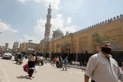 Egypt Mosques to Host Friday Prayers Again