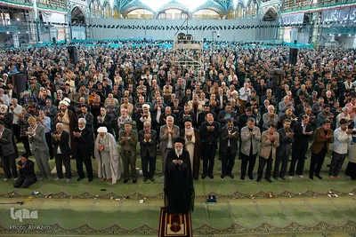 میزبانی مصلای اصفهان از پیکر شهید تازه تفحص‌شده دفاع مقدس