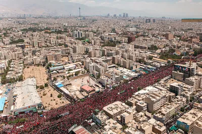 تشییع پیکر رهبر شهید در تهران