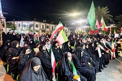 یکصد و سومین شب وفاداری مردم  در  حماسه میدان شهدای شهرستان بابلسر‌
