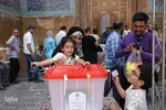 مرحله دوم انتخابات ریاست‌جمهوری در میدان نقش جهان اصفهان