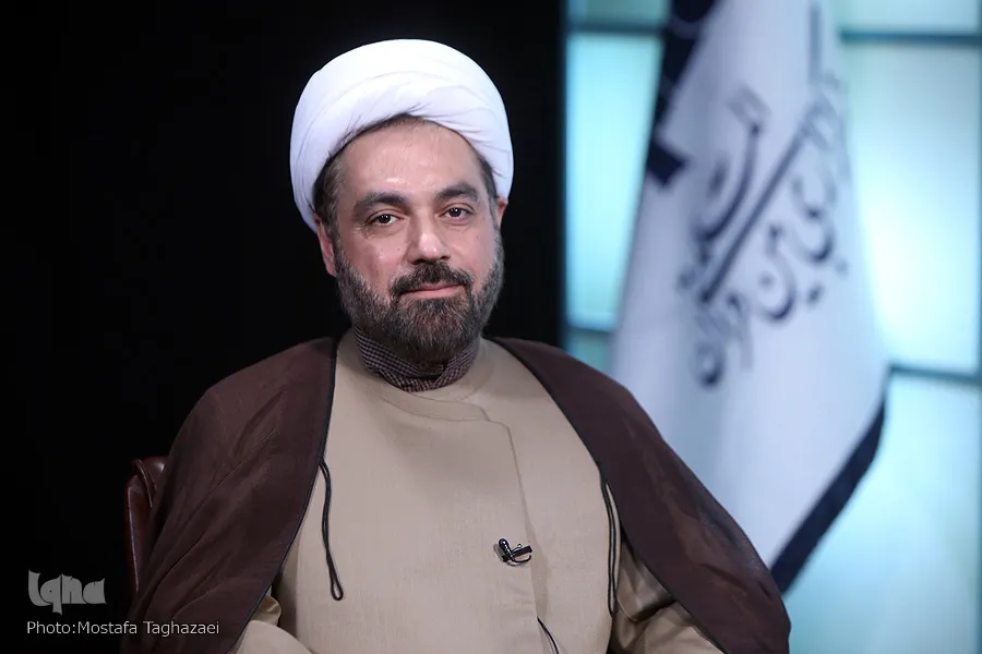 درآمدهای افسانه‌ای با اقتصاد اسلامی همخوانی ندارد/ مزایای حمایت از بنگاه‎های کوچک و متوسط