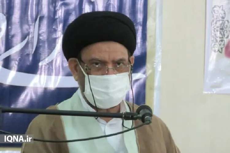 نوجوانان با الگوهای معاصر و قرآنی آشنا شوند