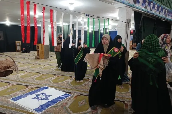 اعزام نخستین گروه از دانش‌آموزان دختر ساروی به مناطق عملیاتی جنوب کشور
