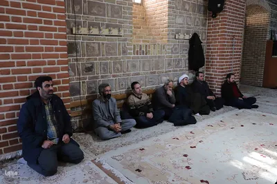 کرسی تلاوت قرآن در دانشگاه هنر اسلامی تبریز‎