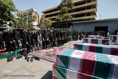 تشییع پیکر ۱۳۵ شهید گمنام دفاع مقدس
