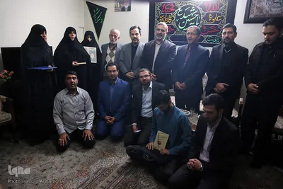 دیدار نمایندگان جامعه قرآنی با خانواده شهید «مهدی خاتمی»