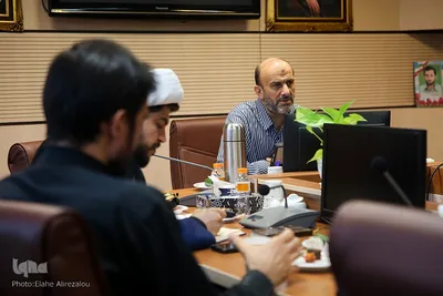نشست‌های اندیشه‌ورزی قرآن و حکمرانی با محوریت عفاف و حجاب در سازمان دارالقرآن برگزار شد