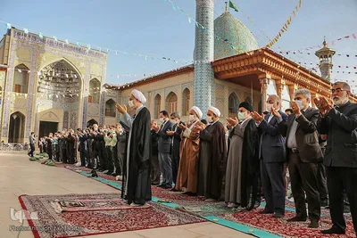 اقامه نماز عید سعید فطردر حرم شاهچراغ(ع)