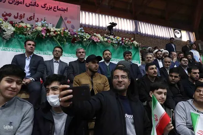 اجتماع دانش‌آموزان رأی اولی در تبریز‎
