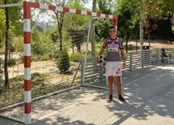 Espagne : Deux jeunes marocains créent une équipe de football pour les sans-abris