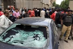6 Killed After Gunmen Attack Stock Exchange in Pakistan’s Karachi