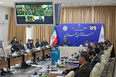 نشست محرومیت زدایی و توانمندسازی محلات کم برخوردار