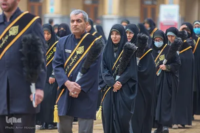 تعویض پرچم حضرت شاهچراغ (ع)