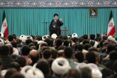 فیلم | بیانات رهبر معظم انقلاب در دیدار مردمی در سالروز مبعث پیامبر (ص)