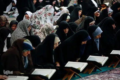 جزءخوانی قرآن کریم در آستان رضوی