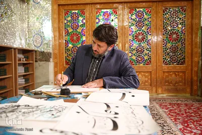 مشق شب قدر در حرم شاهچراغ(ع)