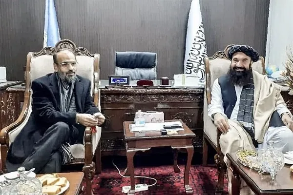 د ایران حکومت او ملت  هیڅکله هم د افغانستان ولس تنها نه پریږدي